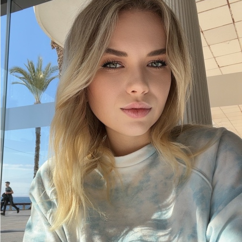 Meet your Posher, Iulia